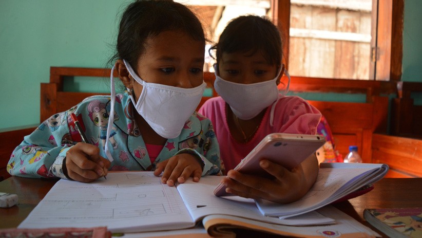 Siswa Miskin Kesulitan Belajar Jarak Jauh, Konsep Nadiem Dipertanyakan