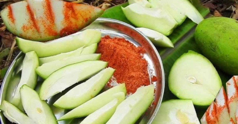 Selain Segar Dijadikan Rujak, Intip 5 Manfaat Kesehatan Makan Mangga Mentah