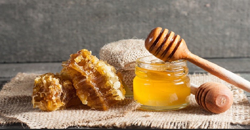 Kenali Manfaat Madu untuk Revitalisasi Kulit Area Mata