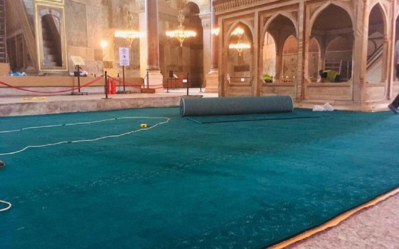 Prancis Tutup 2 Masjid di Bulan Ramadan, Ini Alasannya