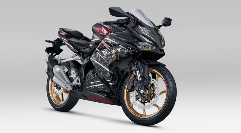 Hadapi Kawasaki Ninja ZR-25R, AHM Luncurkan CBR250RR SP Quick Shifter