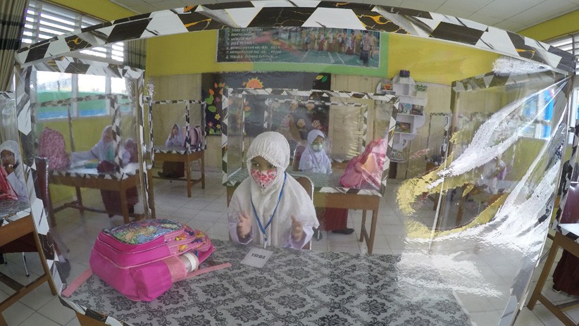 Tahun Depan, Mendikbud Nadiem Izinkan Sekolah Tatap Muka