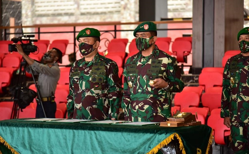 KSAD Andika Perkasa Lantik Mayjen Agus Rohman sebagai Pangdam Pattimura