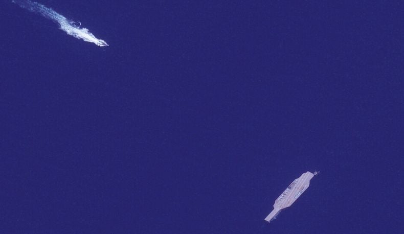 Iran Pindahkan Kapal Induk Tiruan USS Nimitz, Pertanda Latihan Perang Segera Dimulai