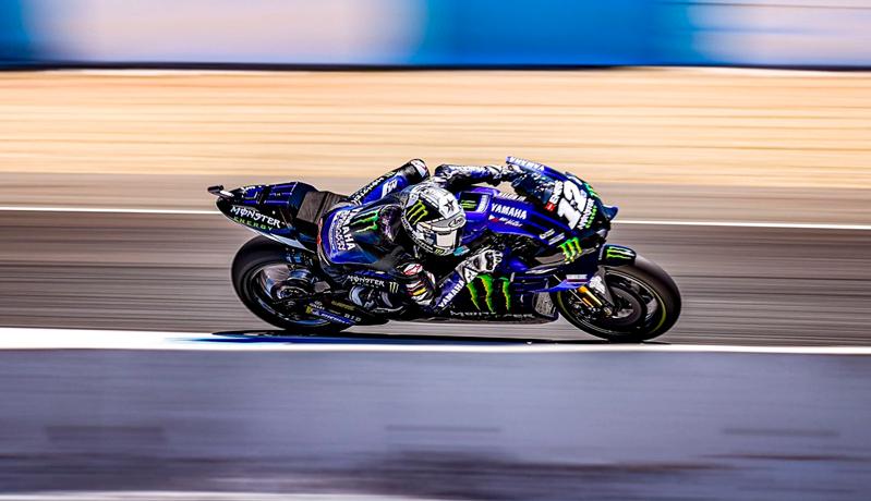 Bersaing Melawan Rossi Bikin Vinales Sulit Bernapas