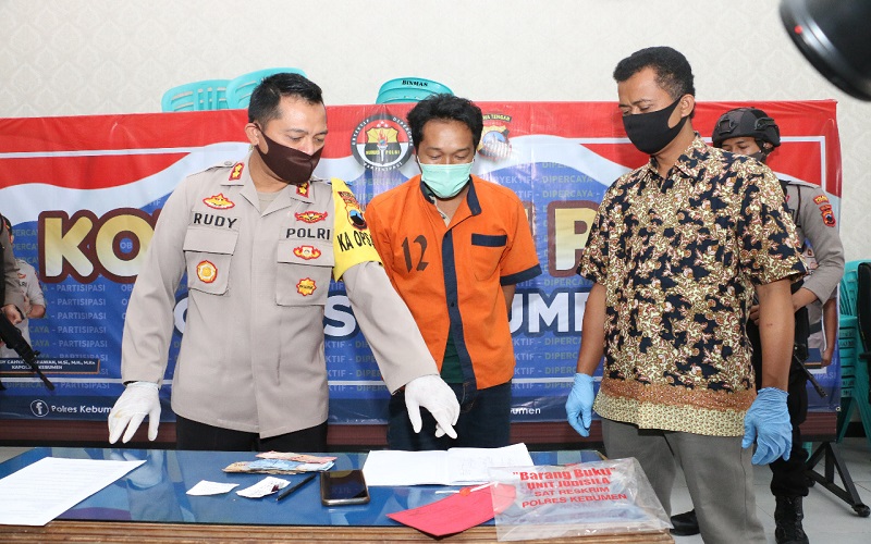 Dilaporkan Tetangga karena Judi Togel, Pemuda di Kebumen Ditangkap Polisi