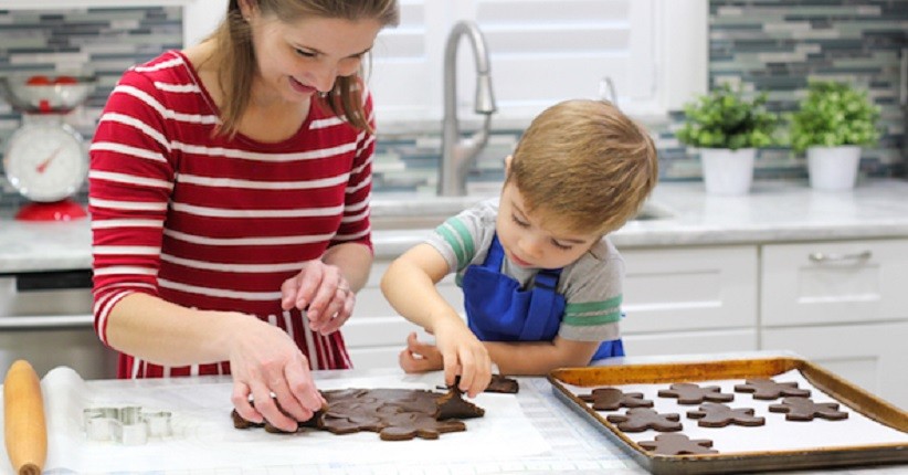 Tips Bermain sambil Belajar di Rumah dengan Anak lewat Festival Bersatu dan Kuat