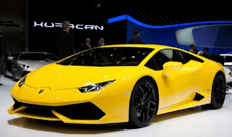 Parah, Pria Ini Selewengkan Dana Bantuan Covid-19 Beli Lamborghini