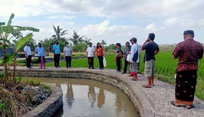 Ribuan Benih Ikan Nila Ditebar di Sejumlah Subak di Denpasar