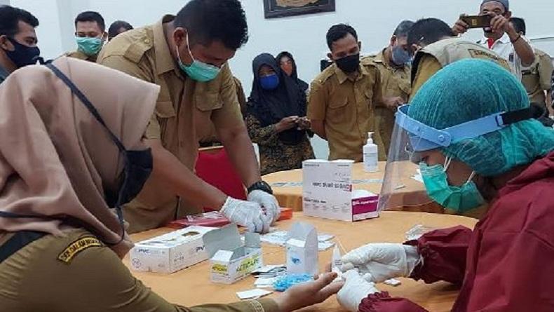 200 PNS Pemko Tebingtinggi dan Hononer Jalani Rapid Test, 3 Orang Reaktif