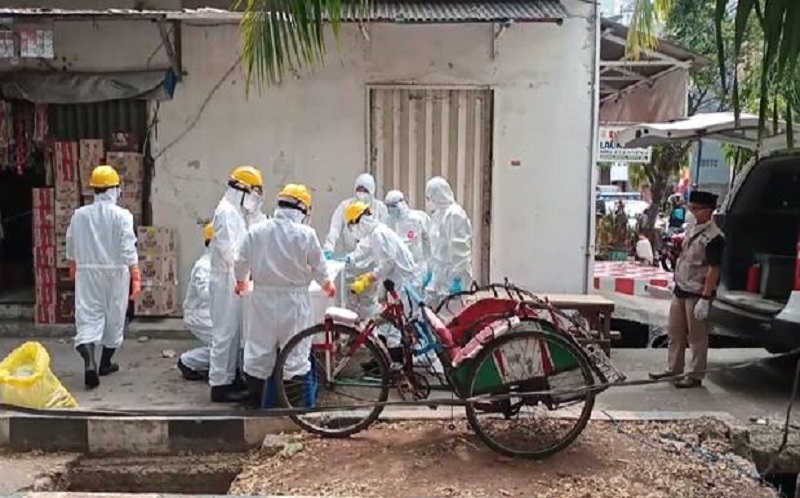 Pengayuh Becak Meninggal di Pasar Elang Pademangan, Berstatus Reaktif Covid-19