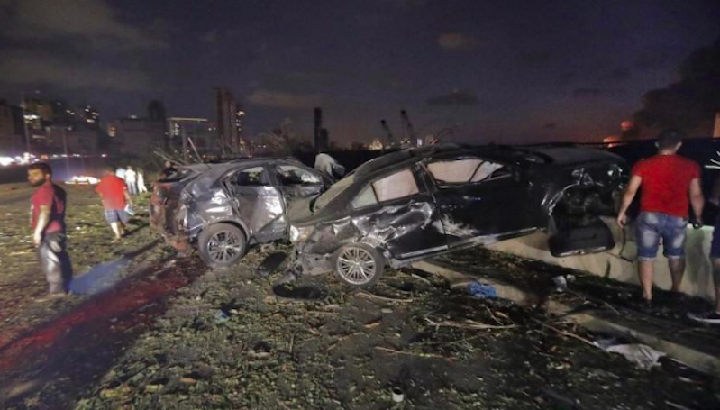 Ledakan Guncang Beirut, Warganet Gaungkan #PrayForLebanon