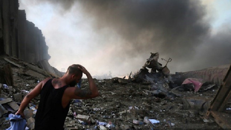 Donald Trump Sebut Ledakan Besar di Beirut sebagai Serangan Bom