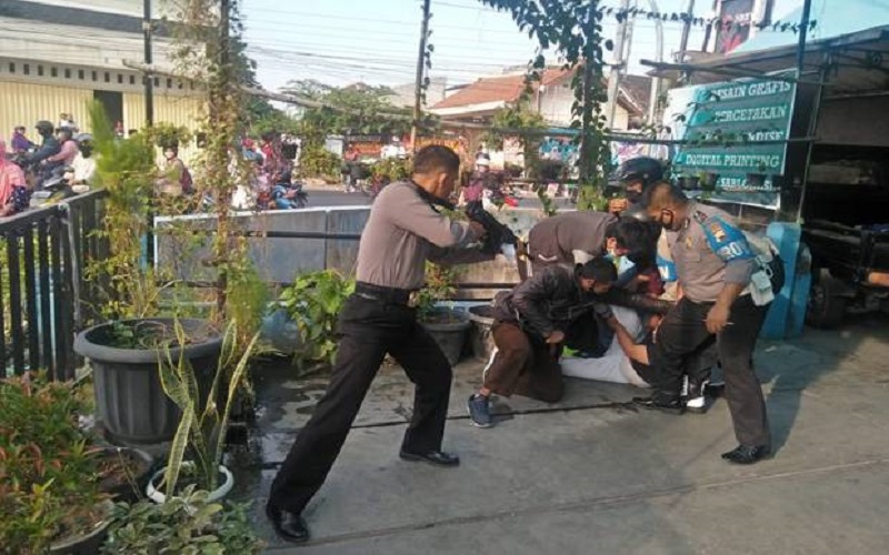 Penangkapan Pencuri Mobil Bank BRI di Solo Diwarnai Aksi Kejar-kejaran
