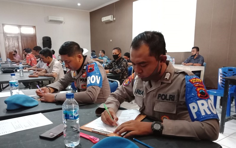 Bakal Pegang Senpi, Puluhan Polisi di Blora Jalani Tes Psikologi
