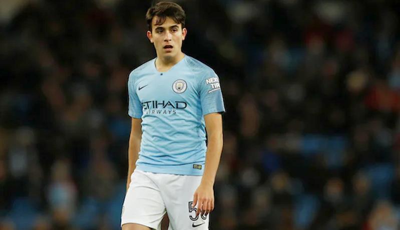 Gagal Dapatkan Eric Garcia, Barcelona Terancam Krisis Bek Tengah