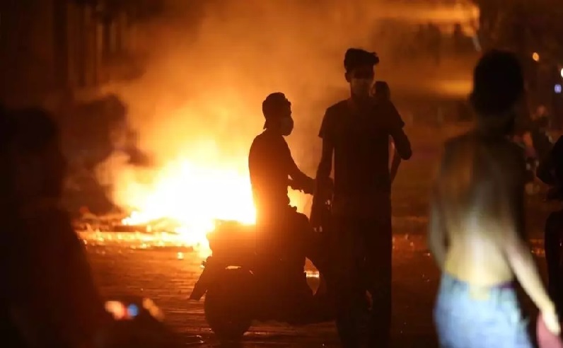 Pascaledakan Besar, Beirut Diwarnai Kerusuhan Demonstran Antipemerintah