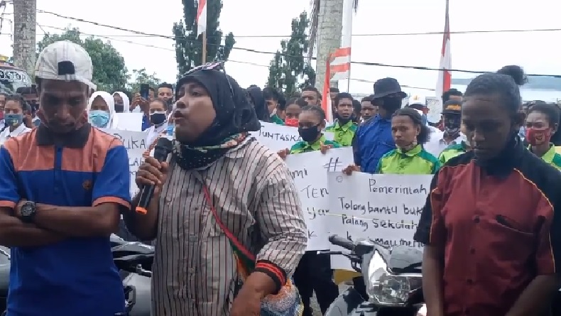 Sekolah Ditutup, Pelajar SMK di Fakfak Ancam Akan Belajar di Gedung DPRD