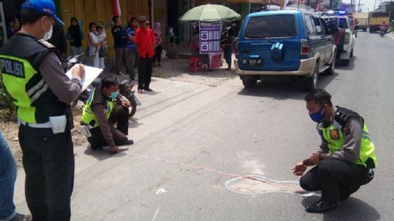 Kecelakaan Maut di Simalungun, Balita 3 Tahun Tewas Ditabrak Mobil Isuzu Panther