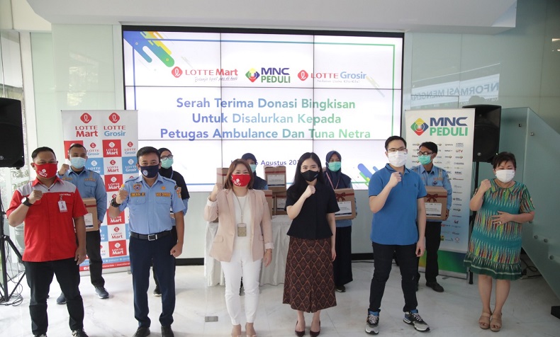 MNC Peduli dan Lotte Mart Salurkan Bingkisan Bagi Petugas Ambulans