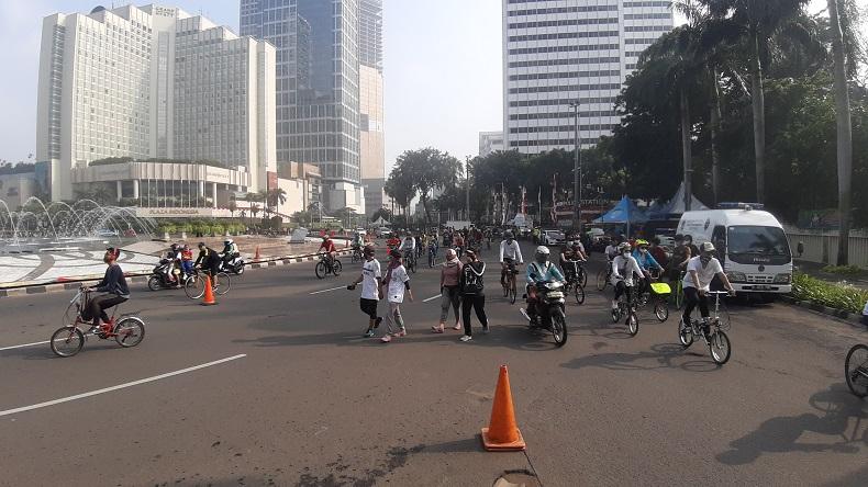 CFD Tak Ada, Warga Tetap Berdatangan ke Bundaran HI