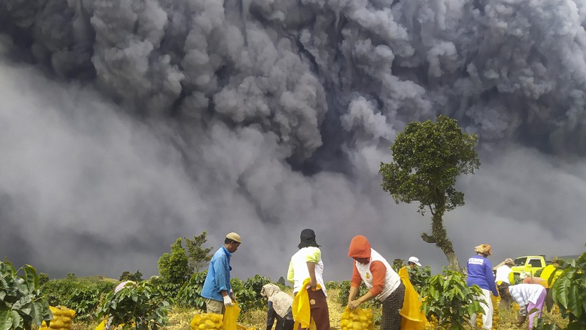 Gunung Sinabung Kembali Erupsi, BMKG Sebut Level Siaga