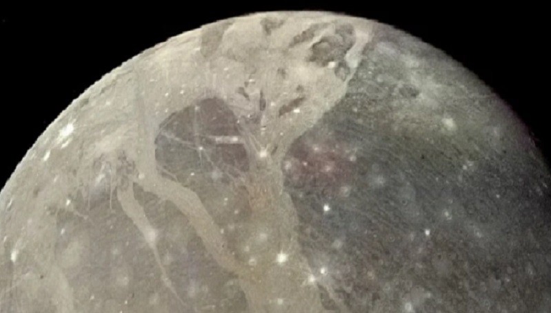 Astronom Identifikasi Struktur Dampak Benturan Terbesar di Tata Surya