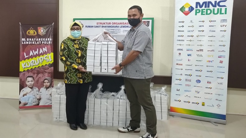 MNC Peduli Salurkan Makan Siang kepada RS Bhayangkara Sespimma Polri