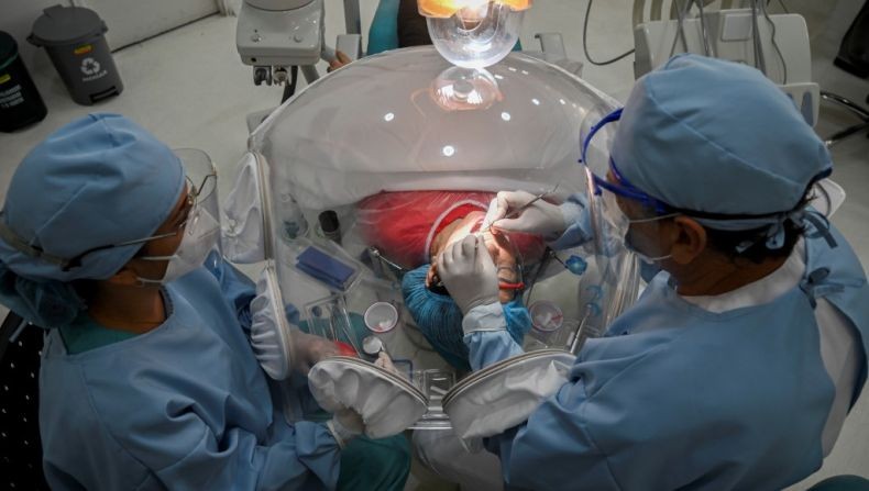 WHO Minta Perawatan Gigi Ditunda sampai Penularan Covid-19 Turun