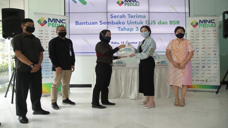 MNC Peduli Kembali Salurkan Sembako untuk Pekerja Alih Daya Terdampak Covid-19