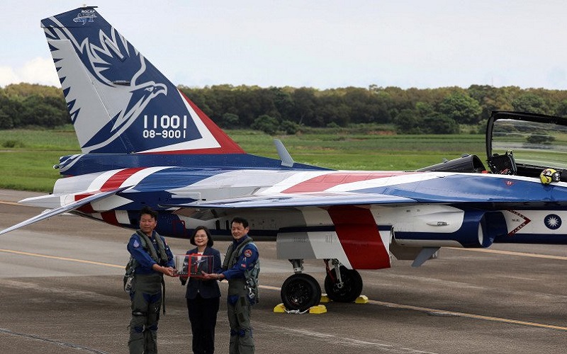 Taiwan Naikan Anggaran Belanja Alat Pertahanan Hadapi Tekanan China 