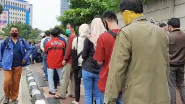 Terjaring Operasi Patuh Jaya, 11.000 Warga Antre Urus Tilang di Kejari Jakbar