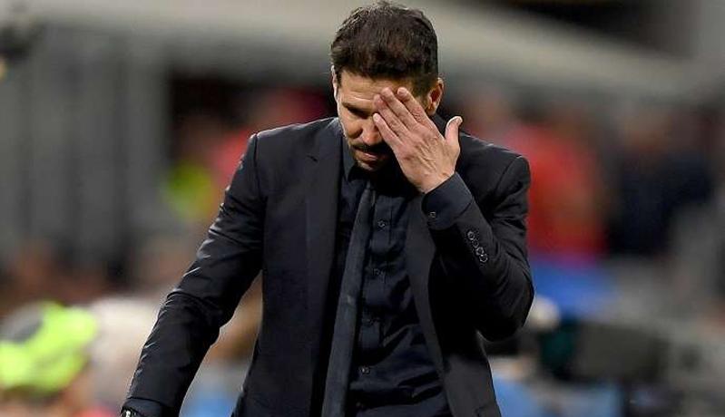 Pelatih Atletico Madrid Diego Simeone Positif Covid-19