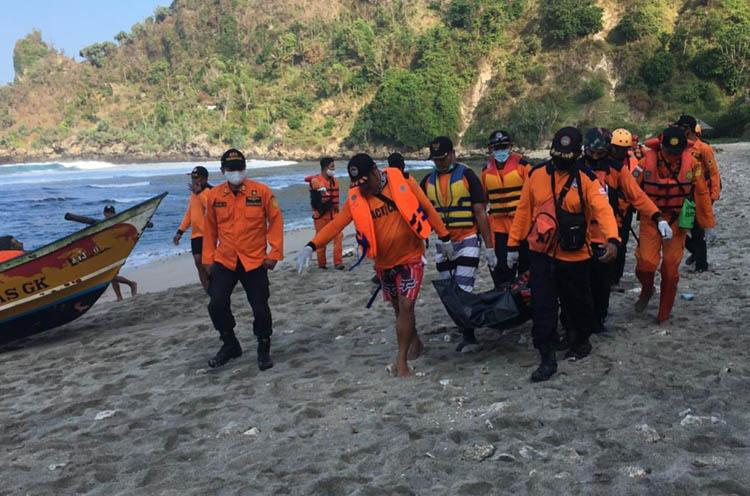 Jasad Pemancing Ditemukan Mengambang di Pantai Wedi Ombo Gunungkidul  