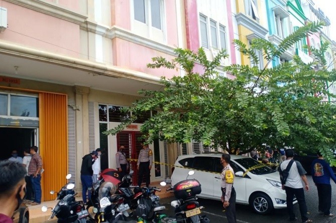 Bentuk Tim Khusus, Polisi Periksa CCTV di Lokasi Penembakan Bos Pelayaran Kelapa Gading