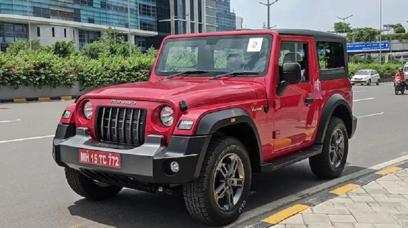 Mobil Jeep India Mahindra Thar Generasi Terbaru Gendong Mesin Bensin