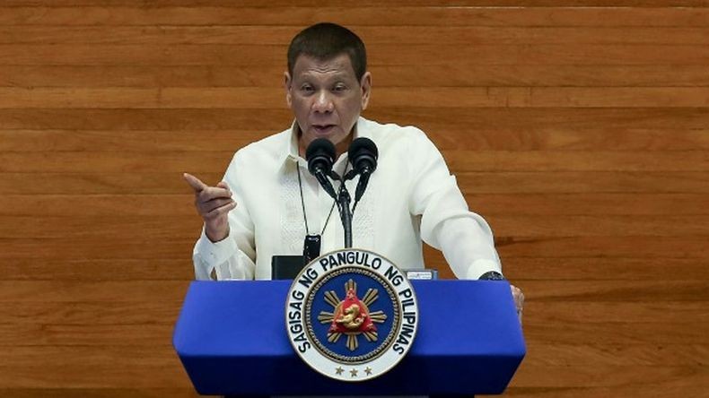 Presiden Filipina Duterte Perintahkan Selidiki 9 Wali Kota karena Langgar Antrean Vaksin Covid
