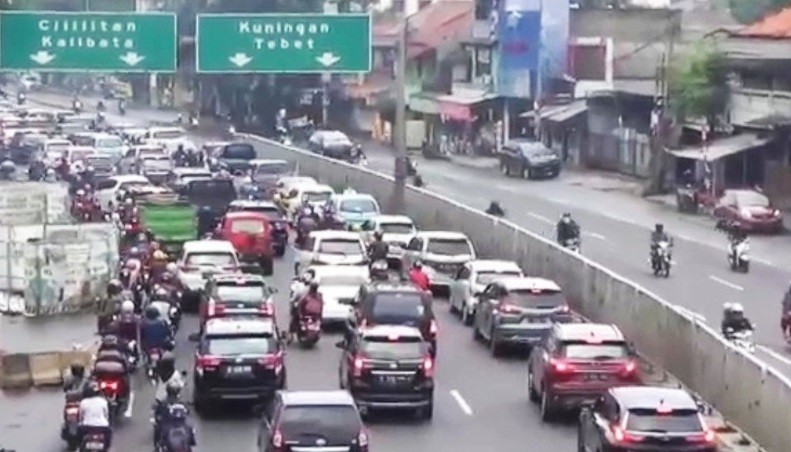 Lalu Lintas Jakarta Kembali Padat usai Libur Panjang