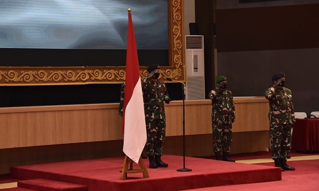 Panglima TNI Marsekal Hadi Tjahjanto Terima Laporan Kenaikan Pangkat 20 Pati