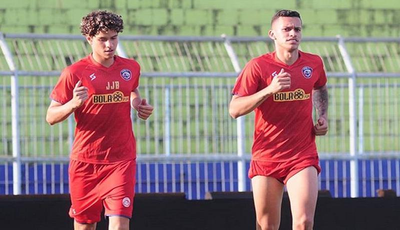 Arema FC Kontrak 2 Pemain Muda asal Brasil