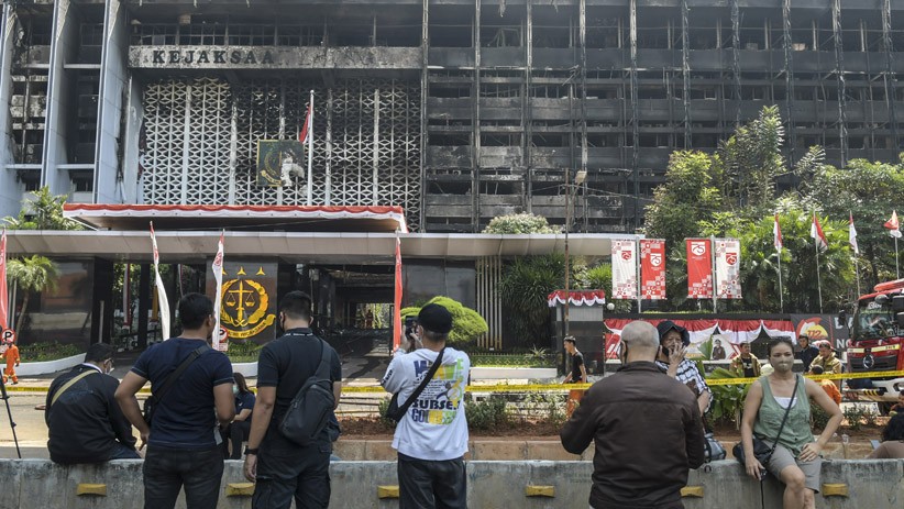 Selidiki Sumber Api, Polisi Kembali Olah TKP Kebakaran Gedung Kejagung