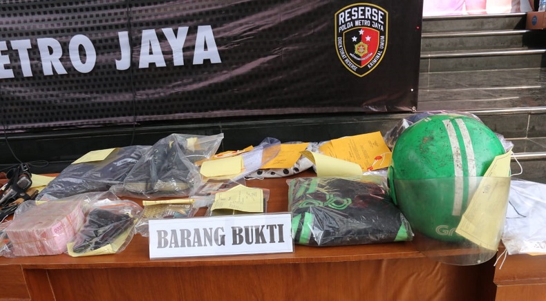 Samarkan Jejak, Pelaku Pembunuhan Bos Pelayaran Pakai Nopol Palsu hingga Pakai Atribut Ojol
