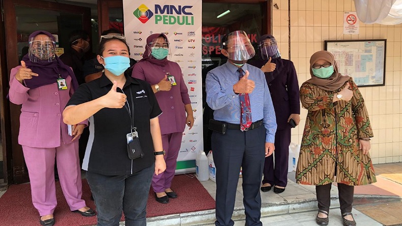 MNC Peduli Salurkan Bantuan APD kepada RS Agung Jakarta