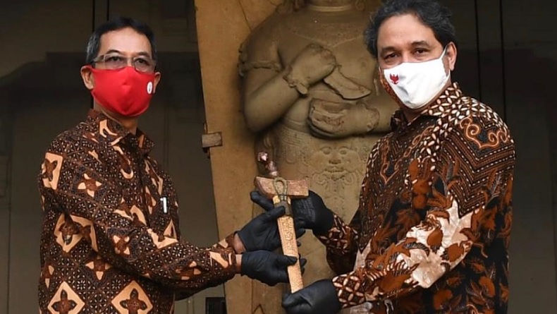 Istana Serahkan Keris Pusaka Bugis kepada Museum Nasional Indonesia