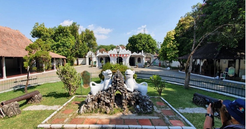 Wisata Sejarah Keraton Kasepuhan Cirebon, Arsitektur Unik Harga Tiket Rp10.000