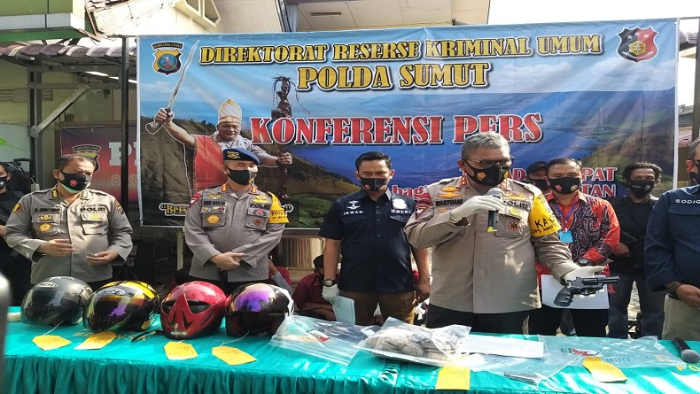 Polda Sumut Tangkap Komplotan Perampok Spesialis Nasabah Bank, 1 Tewas Ditembak