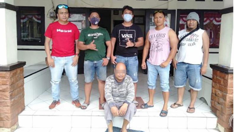 Mabuk dan Tanpa Alasan Jelas, Pemuda di Manado Bacok Perempuan Paruh Baya 2 Kali
