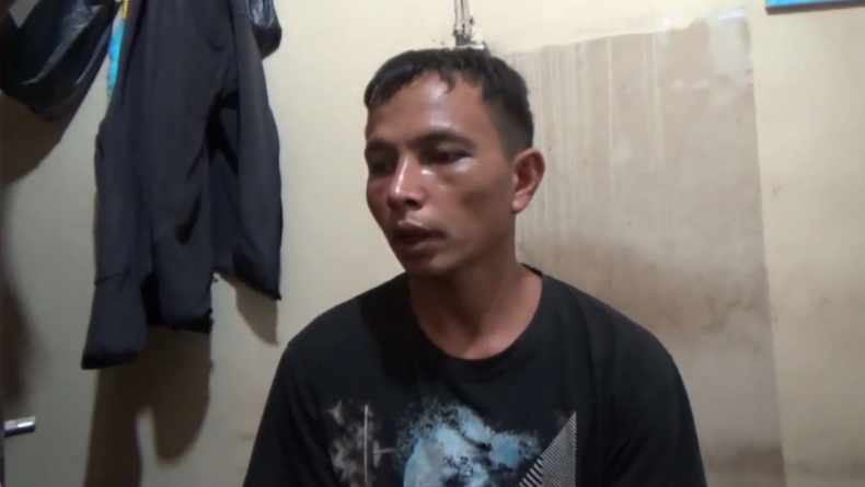 Ketahuan Warga, Pencuri di Padang Ini Nekat Panjat Pohon