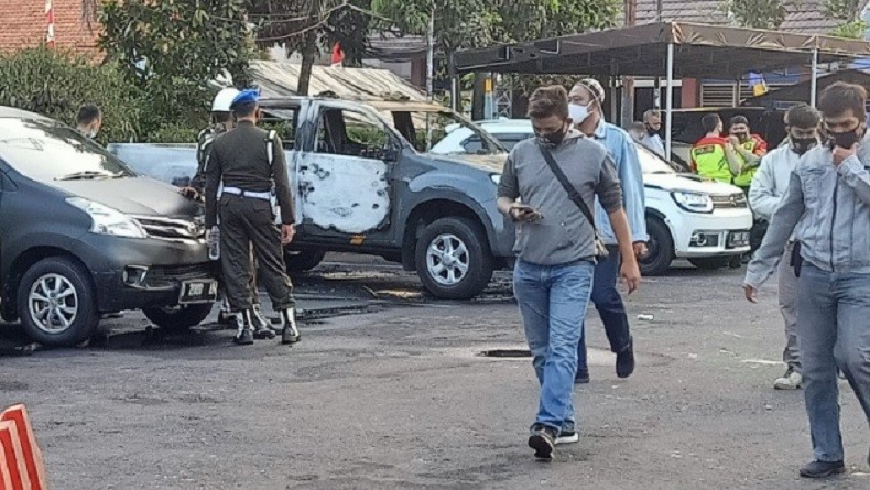 Olah TKP Kasus Penyerangan Polsek Ciracas Dikawal Ketat