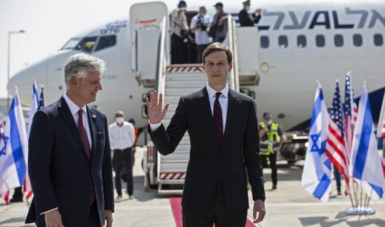 Israel Mulai Penerbangan Komersial Pertama ke Uni Emirat, Dinaiki Menantu Donald Trump